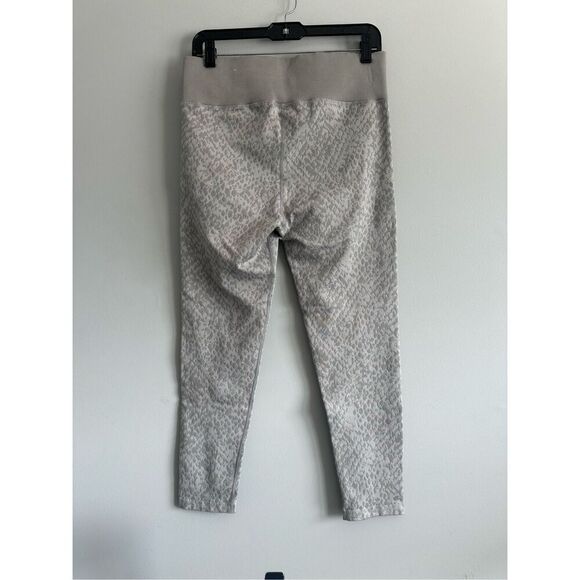 offline by aerie high rise gray snakeskin pattern leggings women’s size XL - Picture 5 of 5